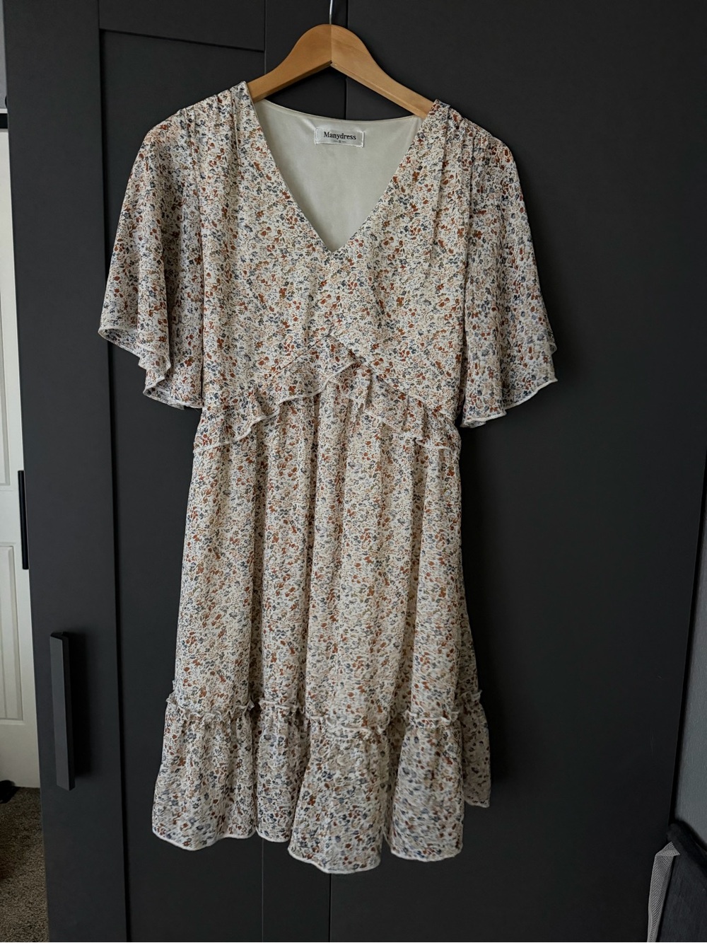 Madewell Cream Floral Ruffle Midi Dress